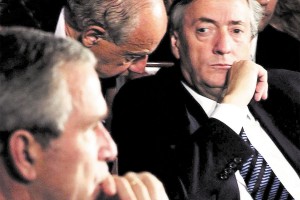 nestor-kirchner-y-bush-cumbre-mar-del-plata-2005-tm